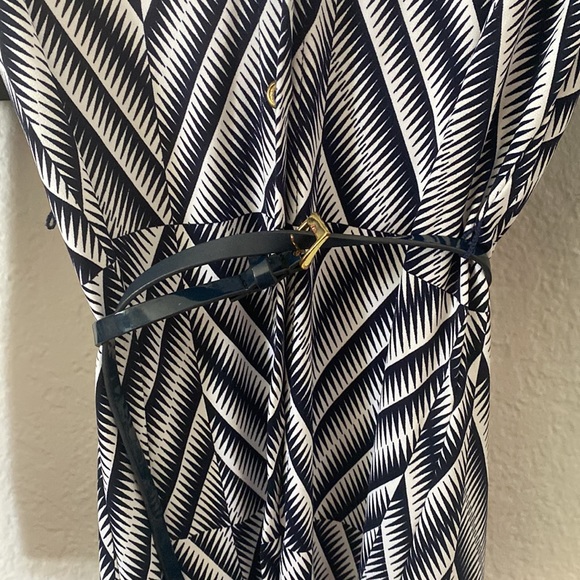 Anne Klein size small blue collared button up dress with blue belt - Picture 5 of 7